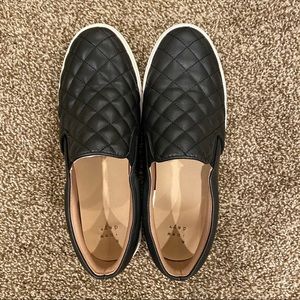 Reese Memory Foam Insole Sneakers